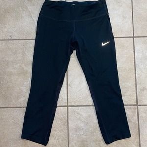 Nike Running‎ Women's Black Legging Capris Size Small